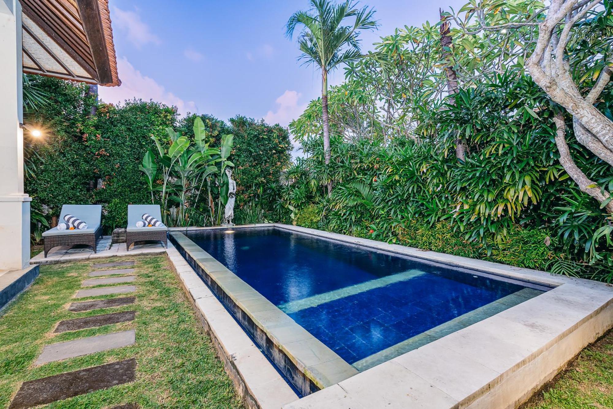 Mahayana Villa Batu Belig - Close To The Beach Canggu Buitenkant foto