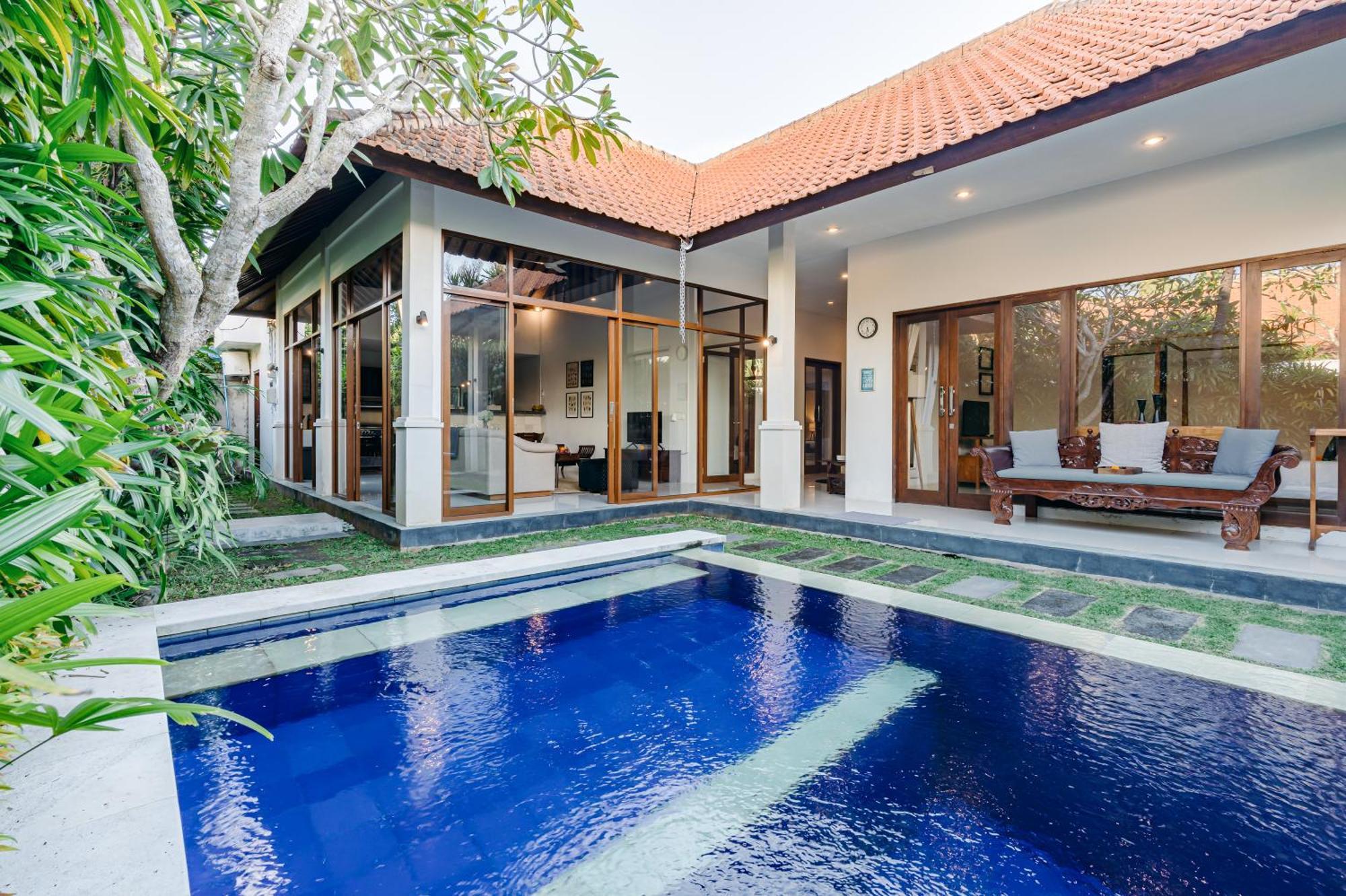 Mahayana Villa Batu Belig - Close To The Beach Canggu Buitenkant foto