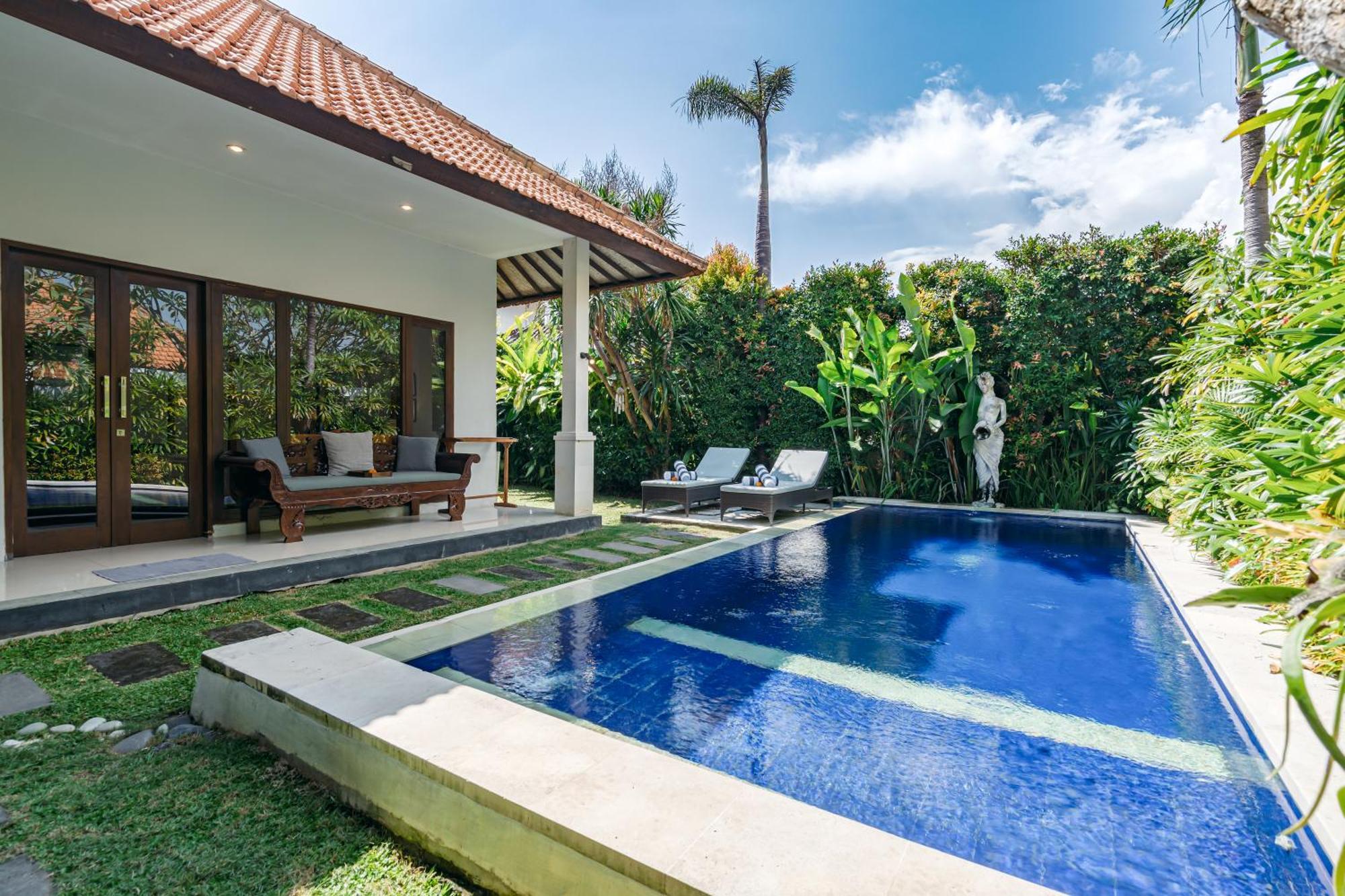 Mahayana Villa Batu Belig - Close To The Beach Canggu Buitenkant foto